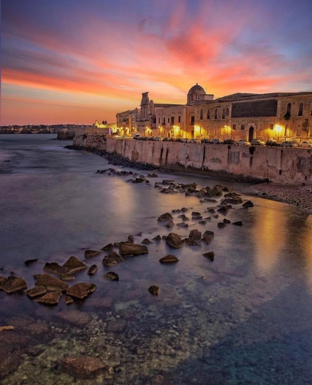 Movie Suite Ortigia Syracuse Exterior photo